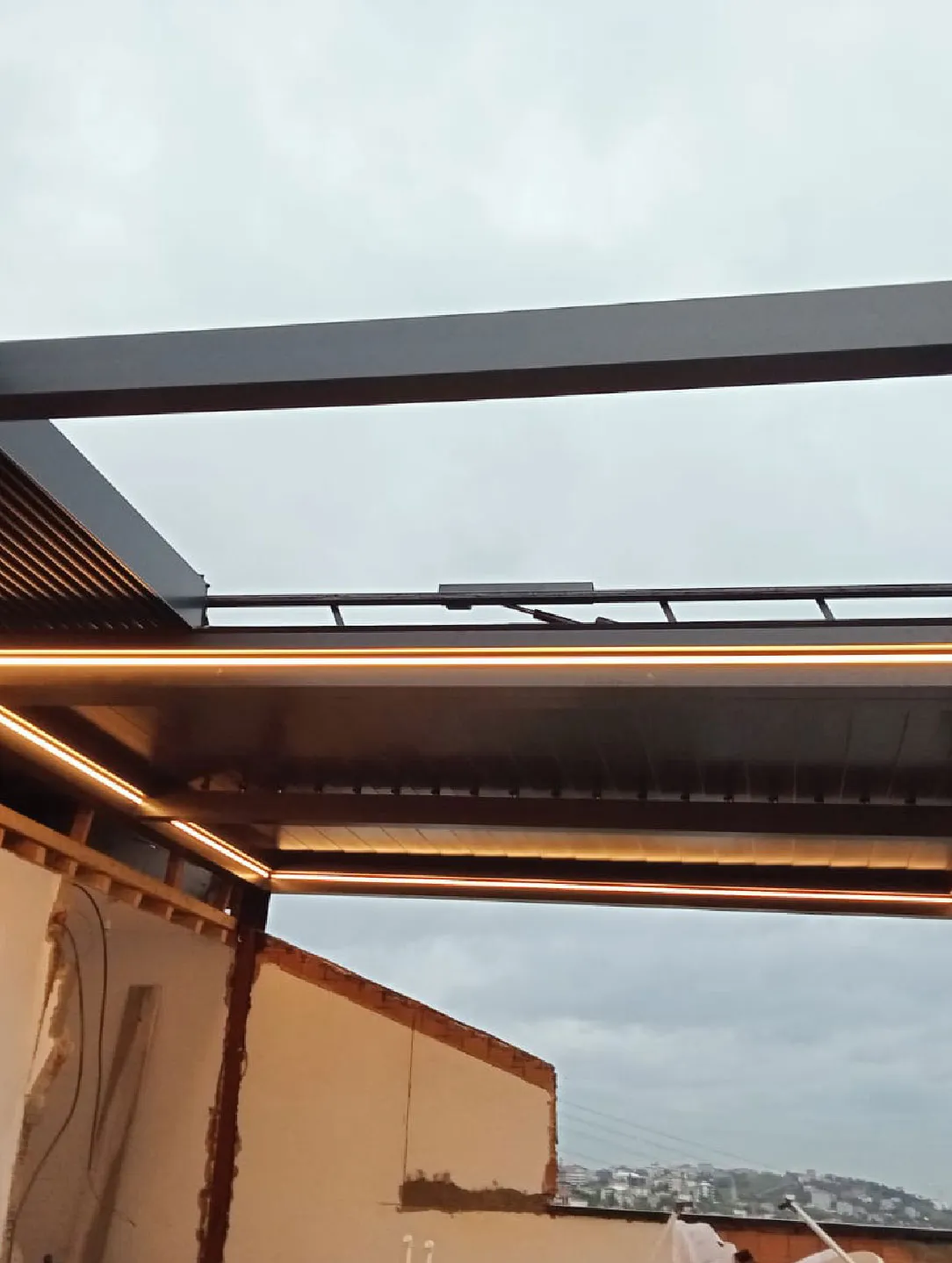 Bioclimatic - Roling Roof Sistemleri