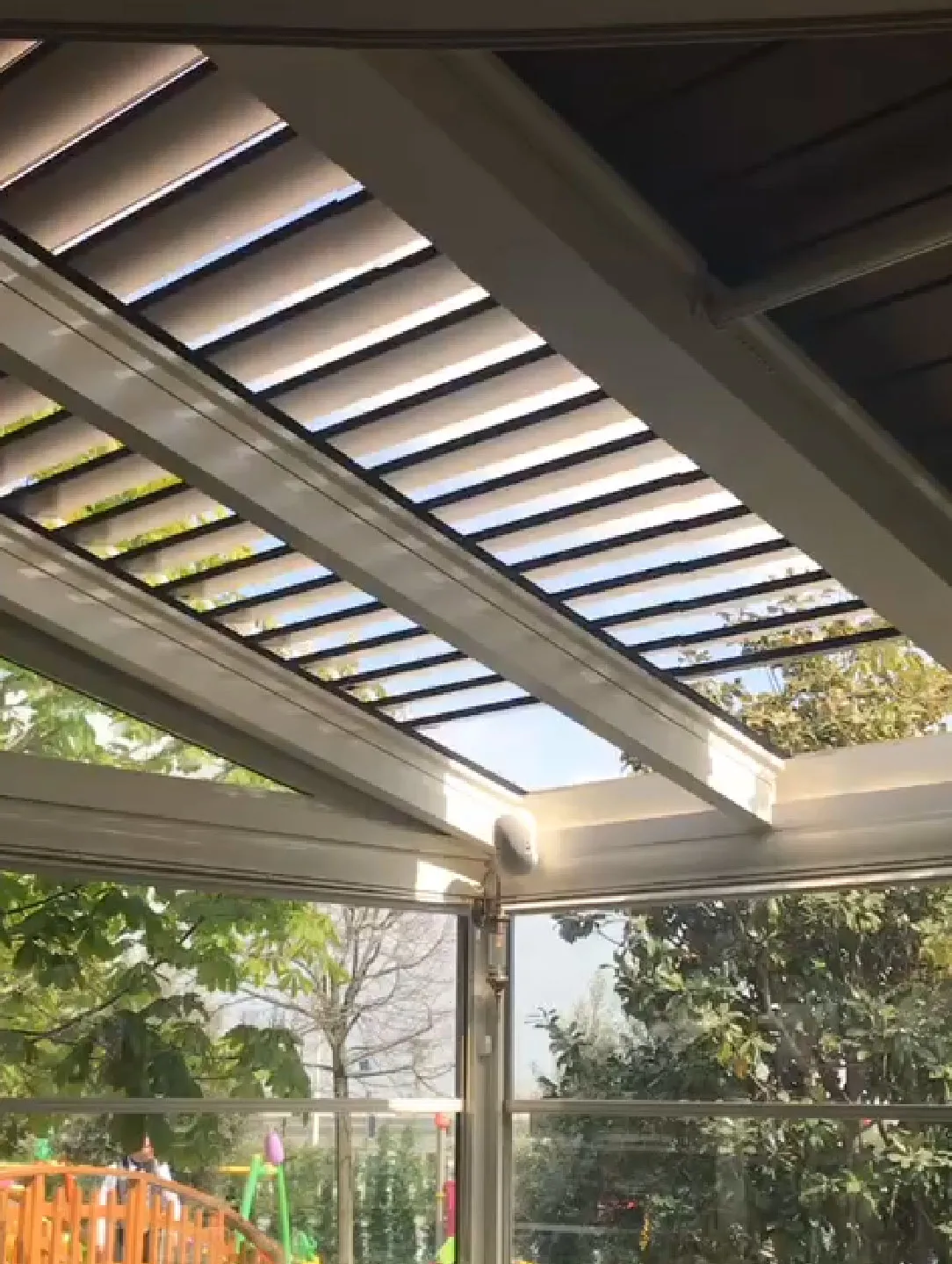 Bioclimatic - Roling Roof Sistemleri