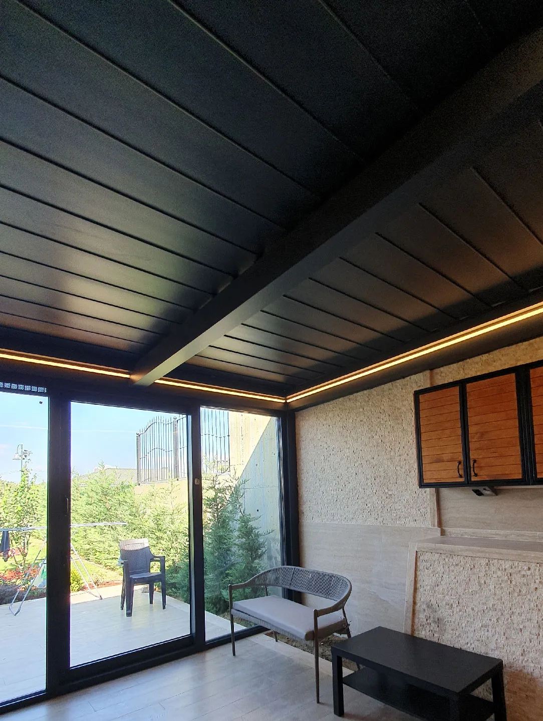 Bioclimatic - Roling Roof Sistemleri