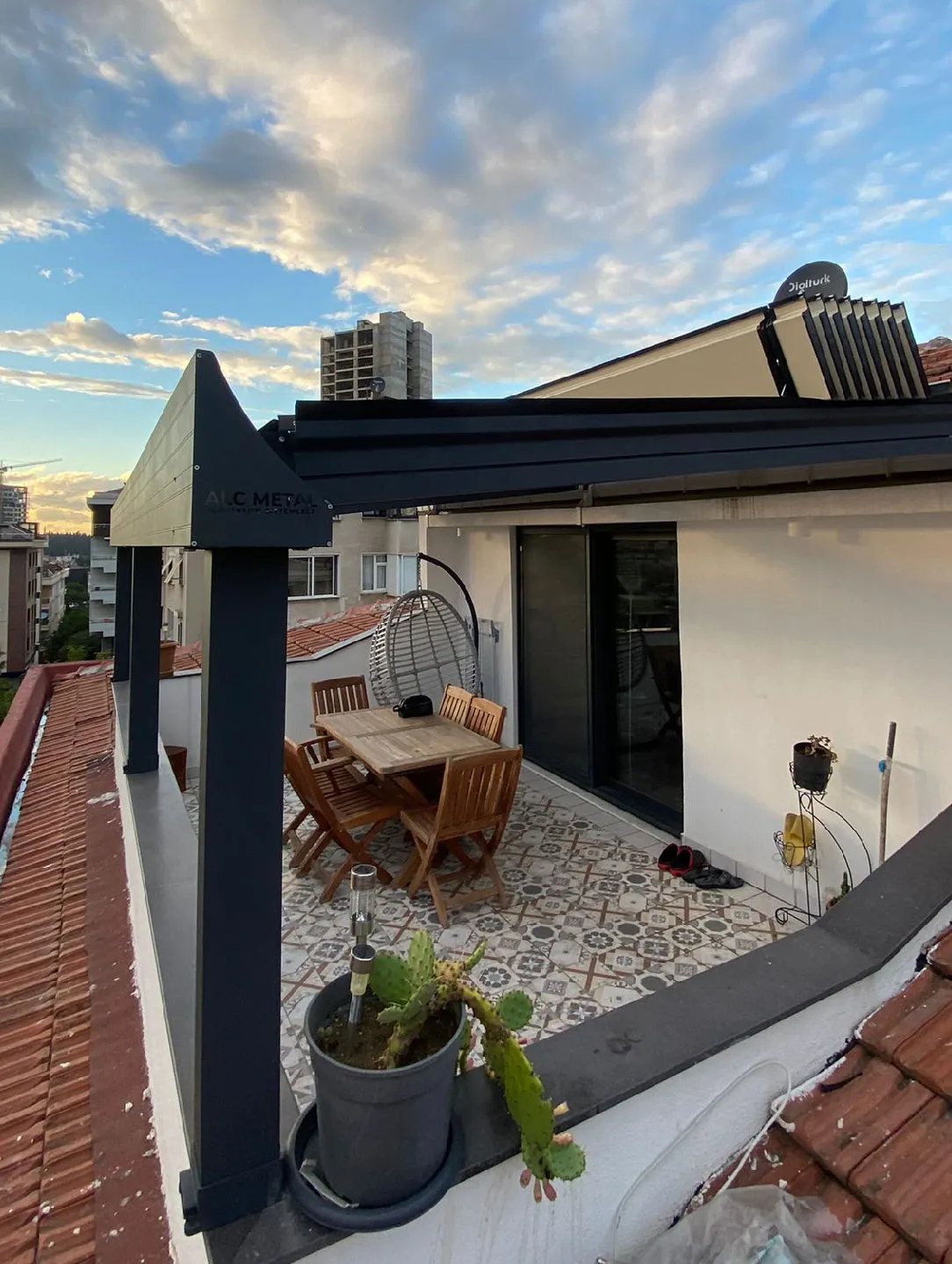 Bioclimatic - Roling Roof Sistemleri
