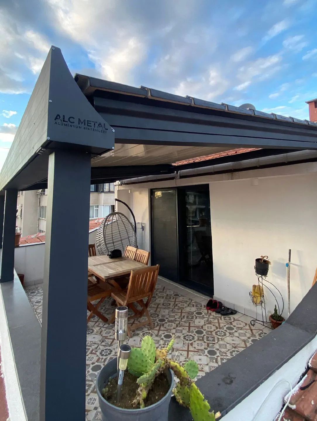 Bioclimatic - Roling Roof Sistemleri